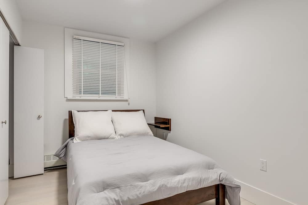 Photo of Bedroom in West End