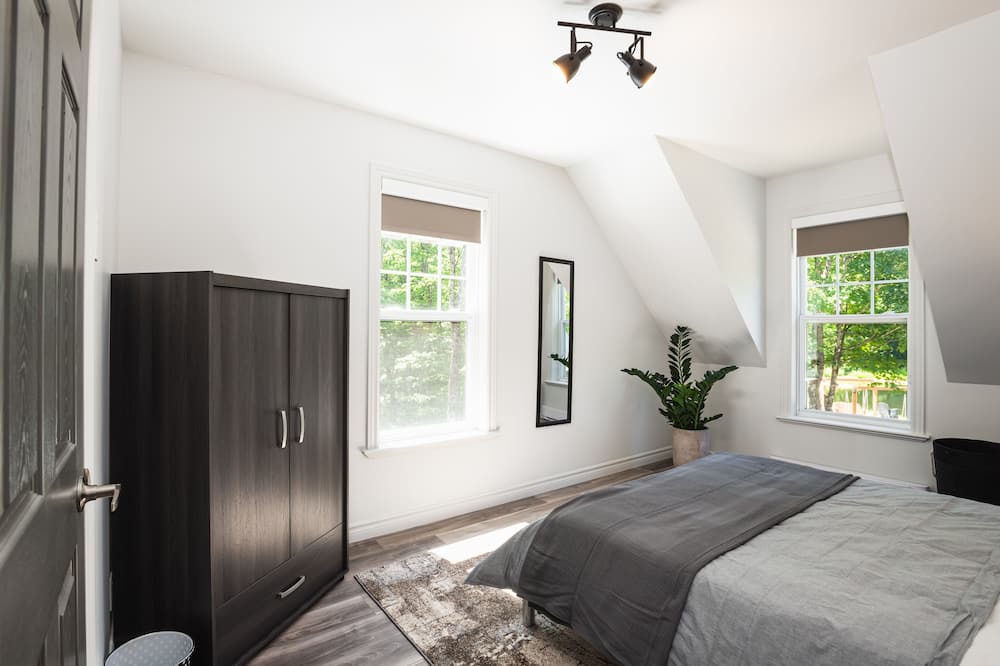 Photo of Bedroom in Chateau-Richer