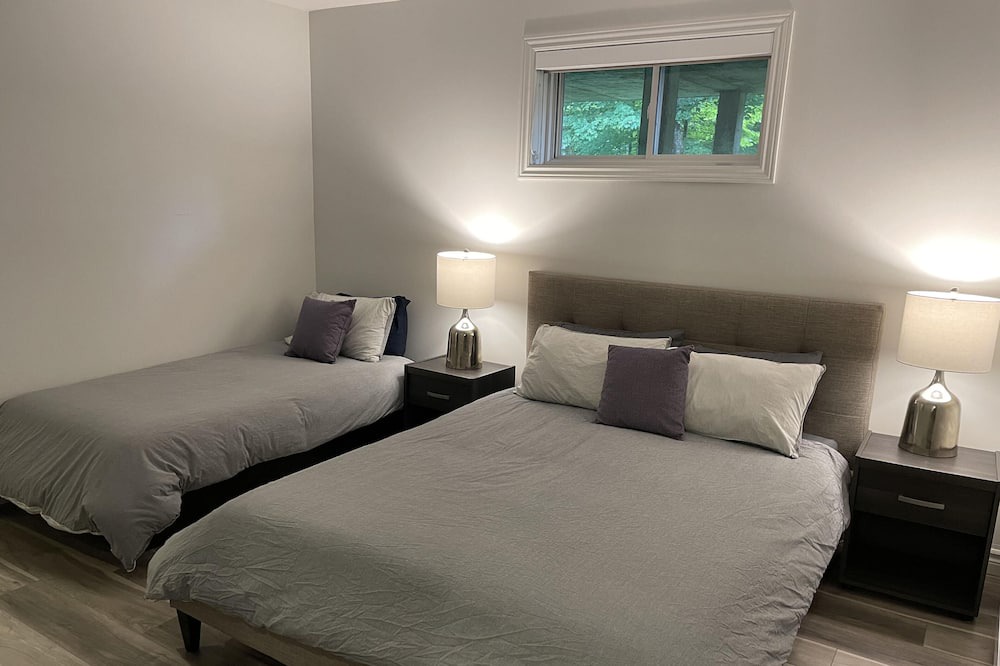 Photo of Bedroom in Chateau-Richer