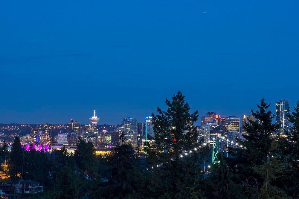 Photo of Others in Hollyburn