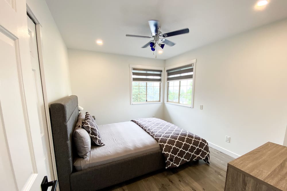 Photo of Bedroom in Port Coquitlam
