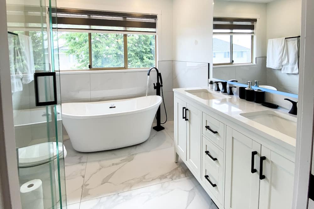 Photo of Bathroom in Port Coquitlam