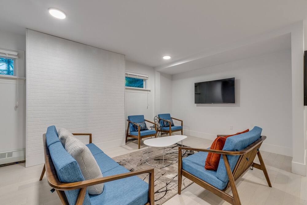 Photo of Livingroom in West End