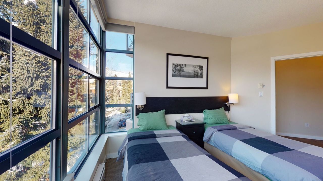 Photo of Others in Whistler Cay Heights