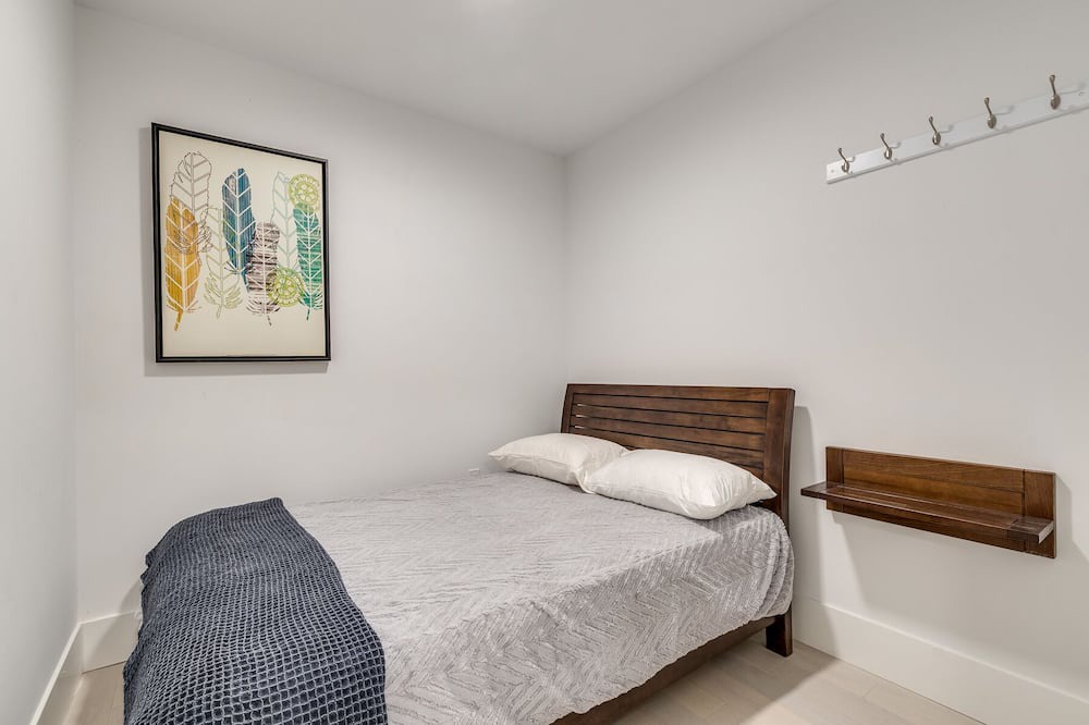 Photo of Bedroom in West End