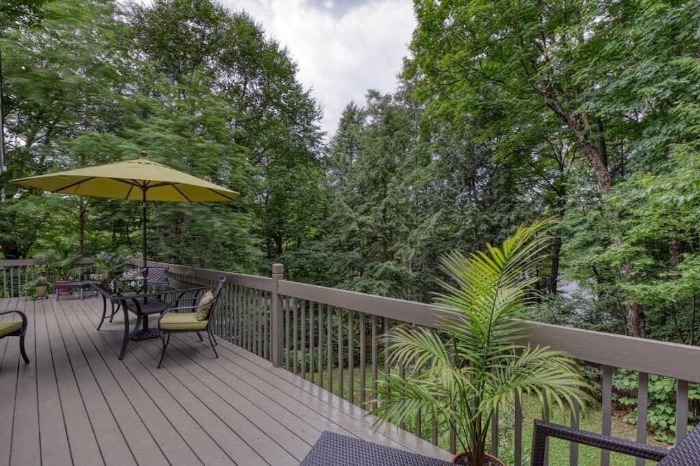 Photo of Patio Balcony in Gore