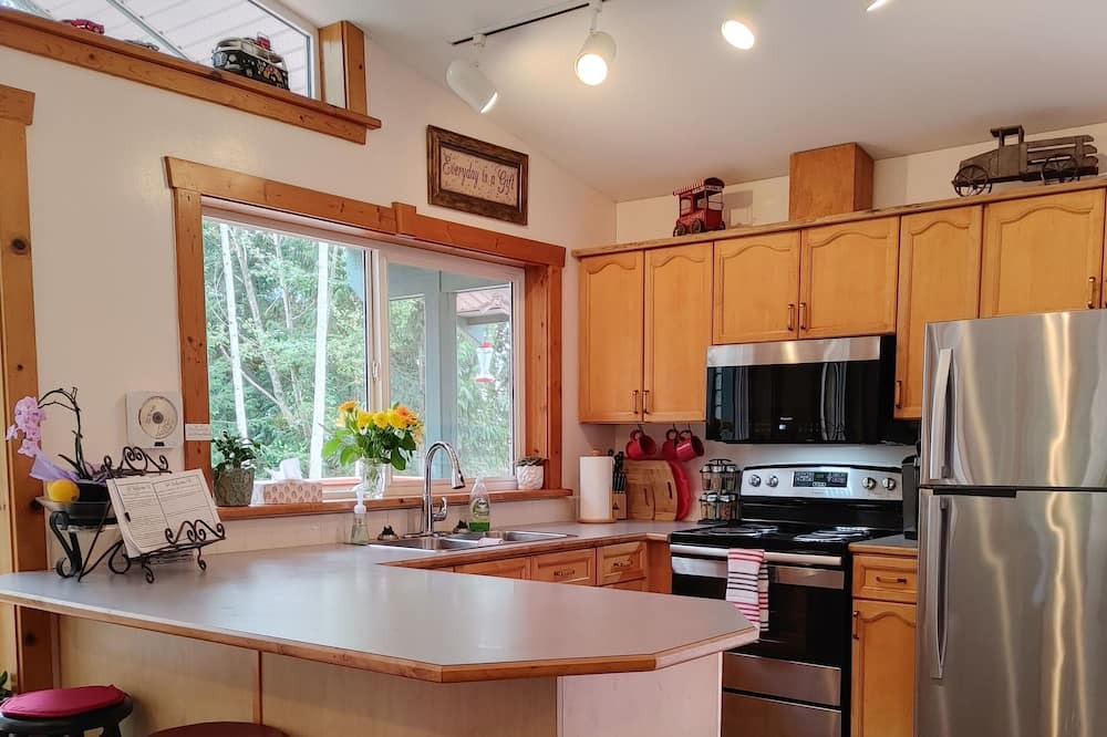 Photo of Kitchen in West Sechelt