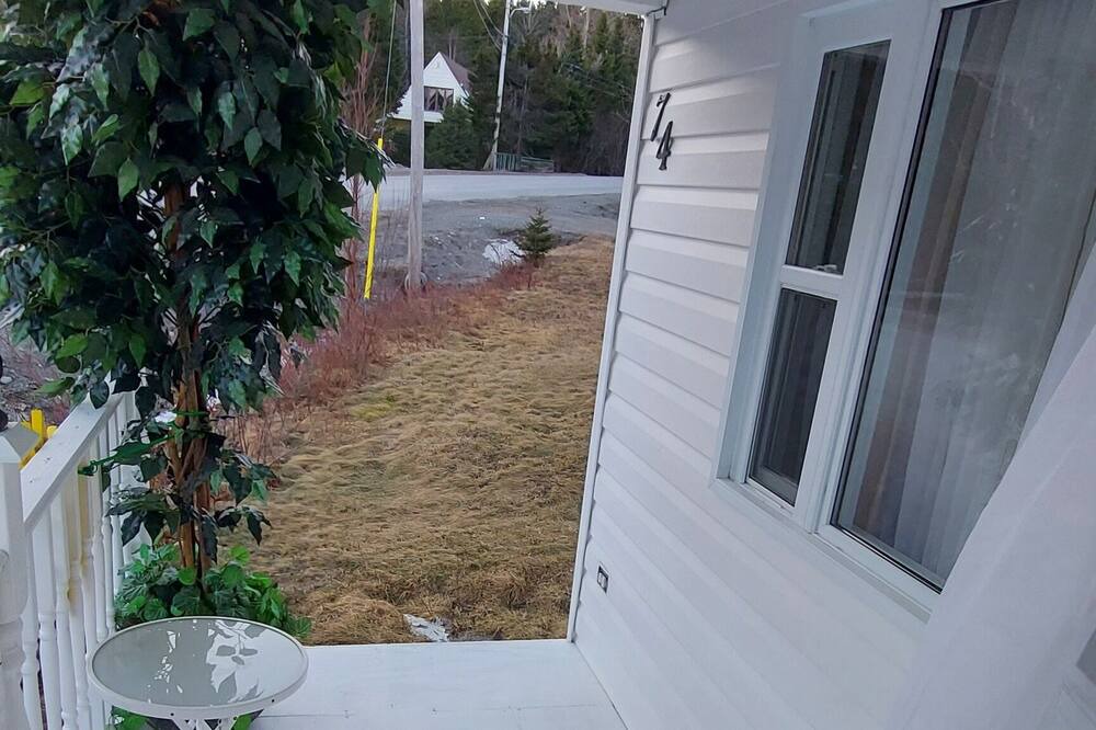 Photo of Patio Balcony in Eastport
