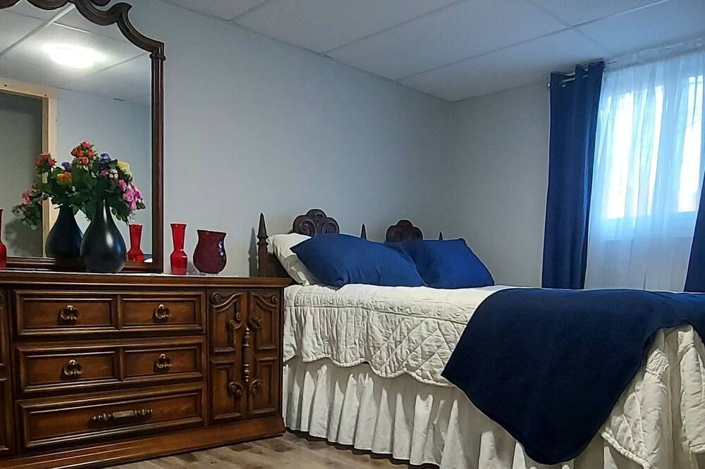 Photo of Bedroom in Eastport