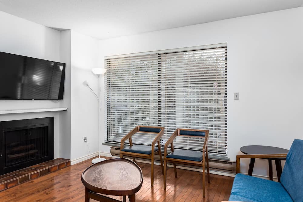 Photo of Livingroom in West End
