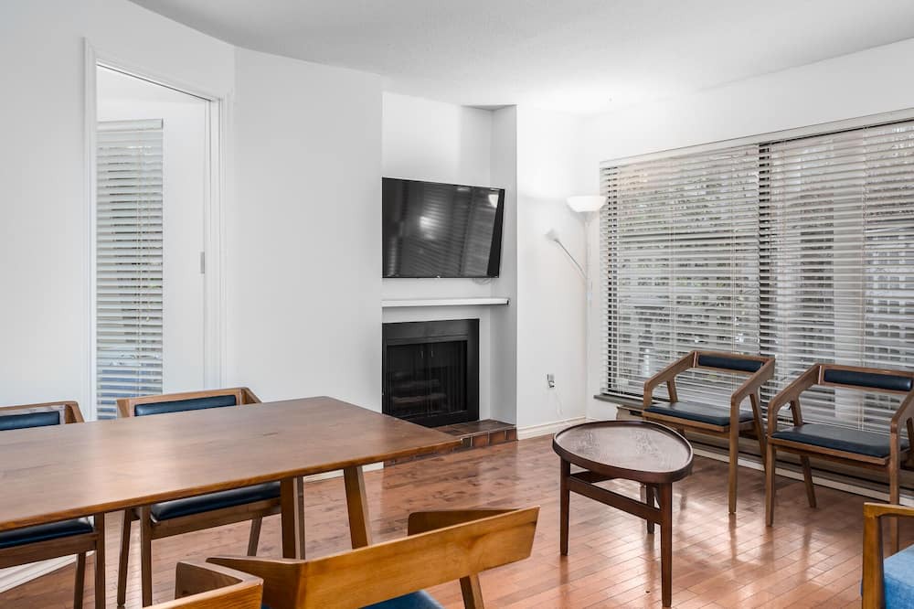 Photo of Livingroom in West End
