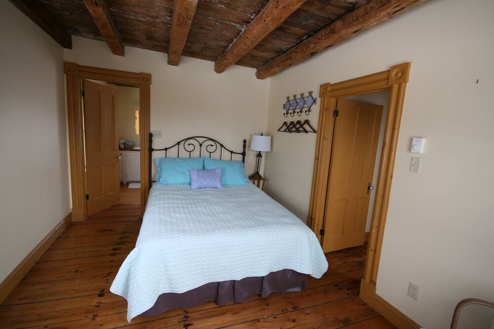 Photo of Bedroom in Indian Harbour