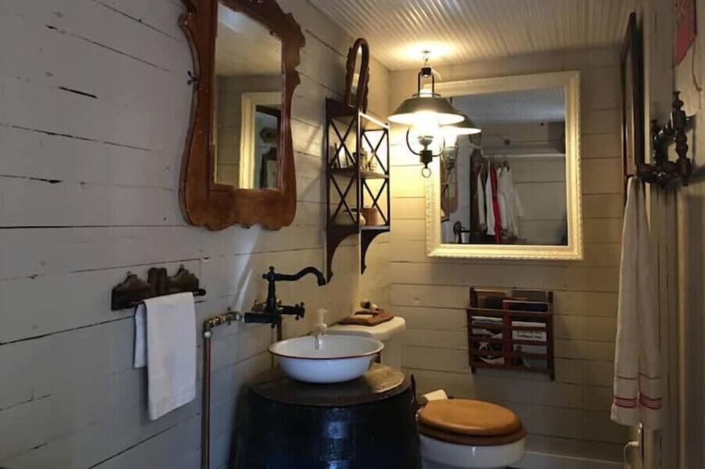 Photo of Bathroom in Twillingate