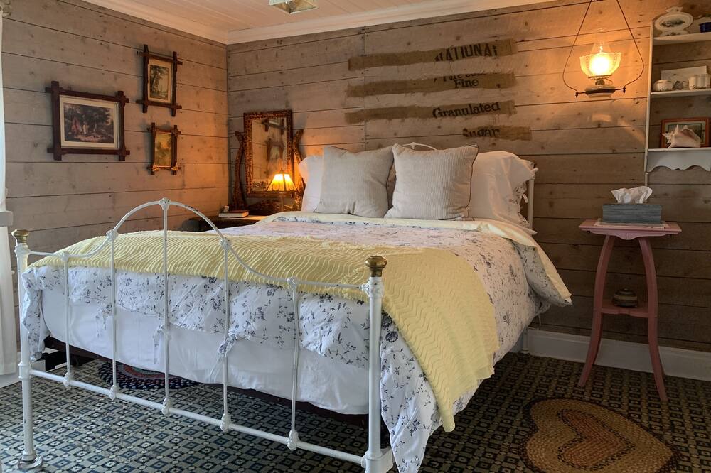 Photo of Bedroom in Twillingate