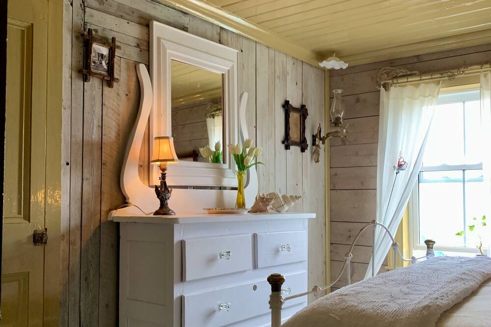Photo of Bedroom in Twillingate