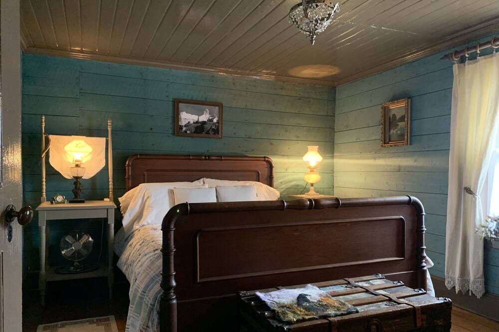 Photo of Bedroom in Twillingate