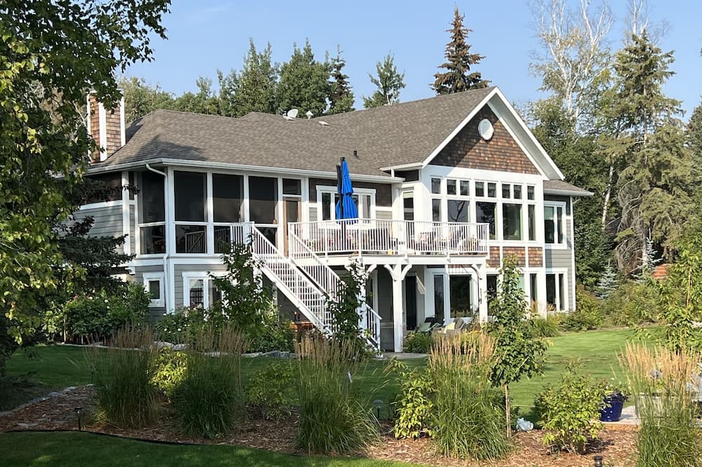 Photo of Outdoor in Markerville
