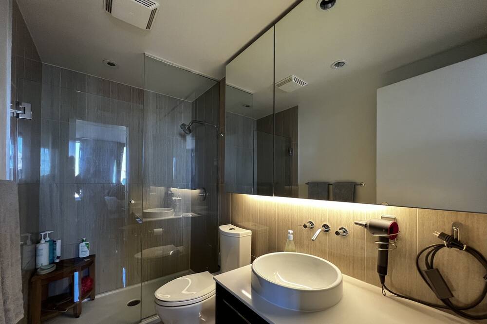 Photo of Bathroom in Connaught
