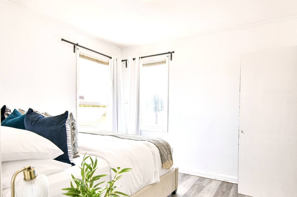 Photo of Bedroom in East Kildonan