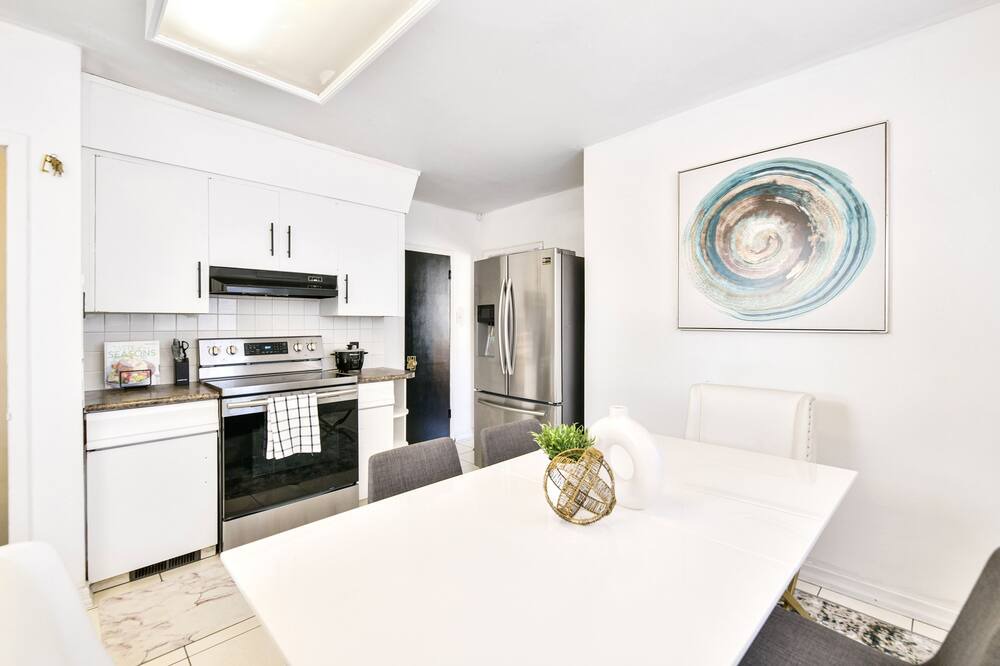 Photo of Kitchen in East Kildonan