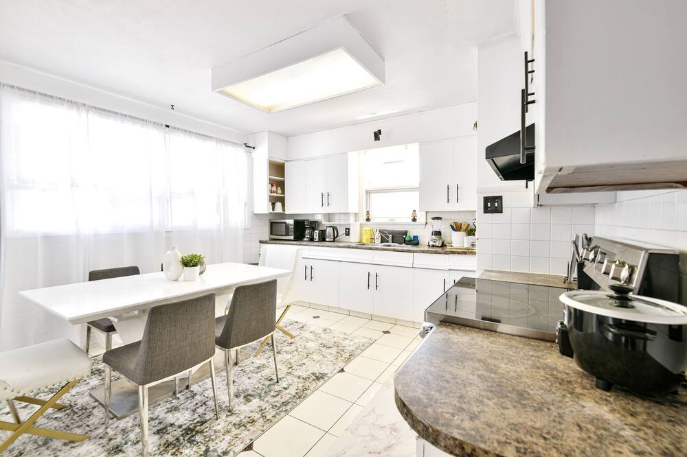 Photo of Kitchen in East Kildonan