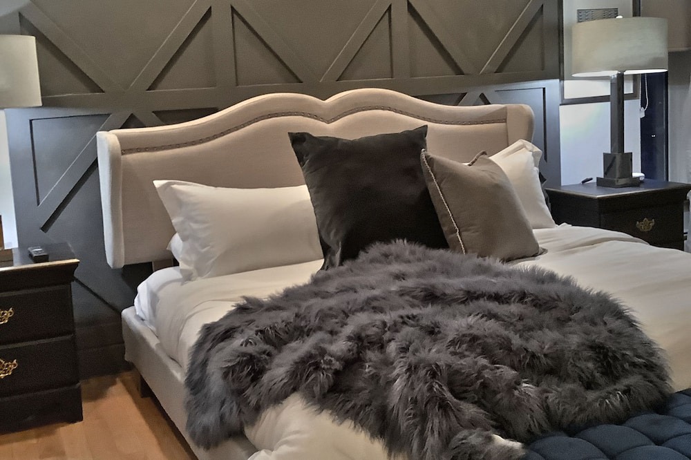 Photo of Bedroom in West Side