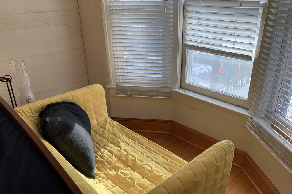 Photo of Bedroom in Greenwood - Coxwell