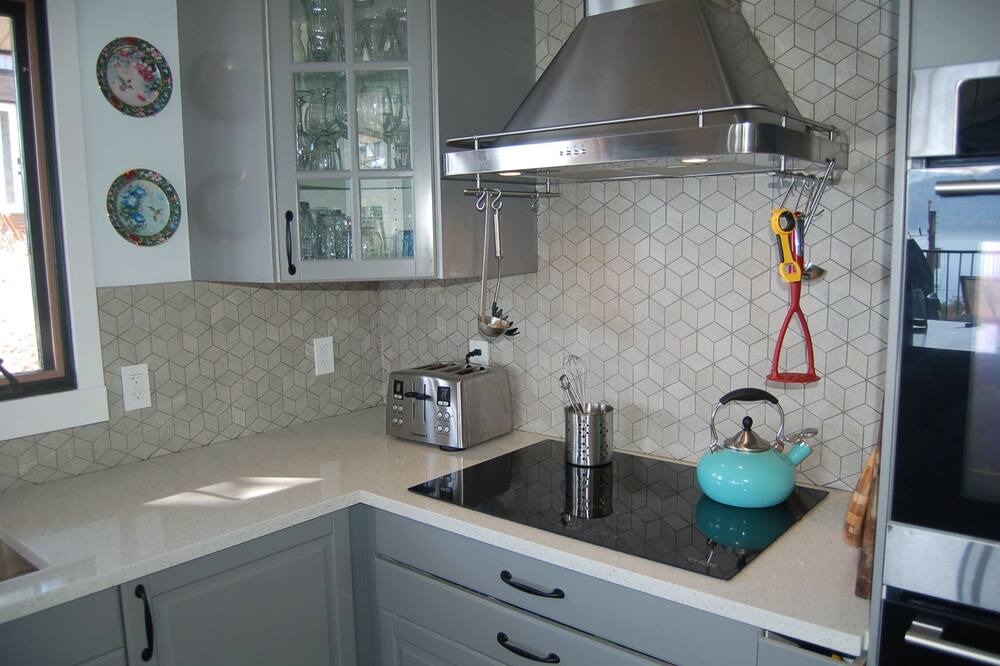 Photo of Kitchen in Westshore Estates