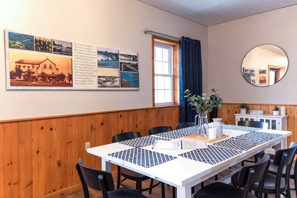 Photo of Kitchen in Drummond-North Elmsley
