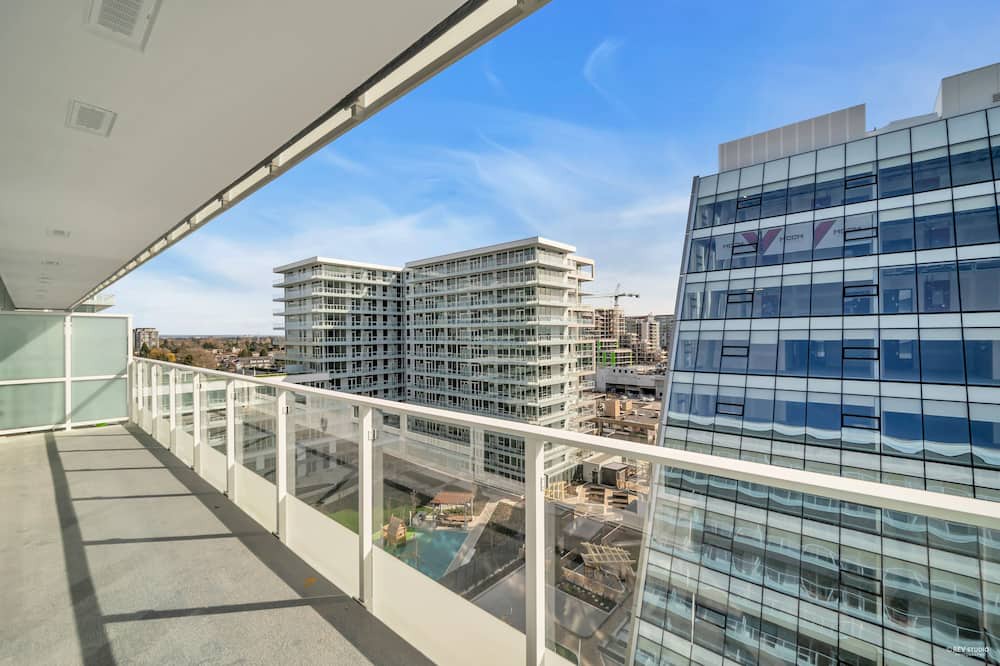 Photo of Patio Balcony in Richmond City Centre