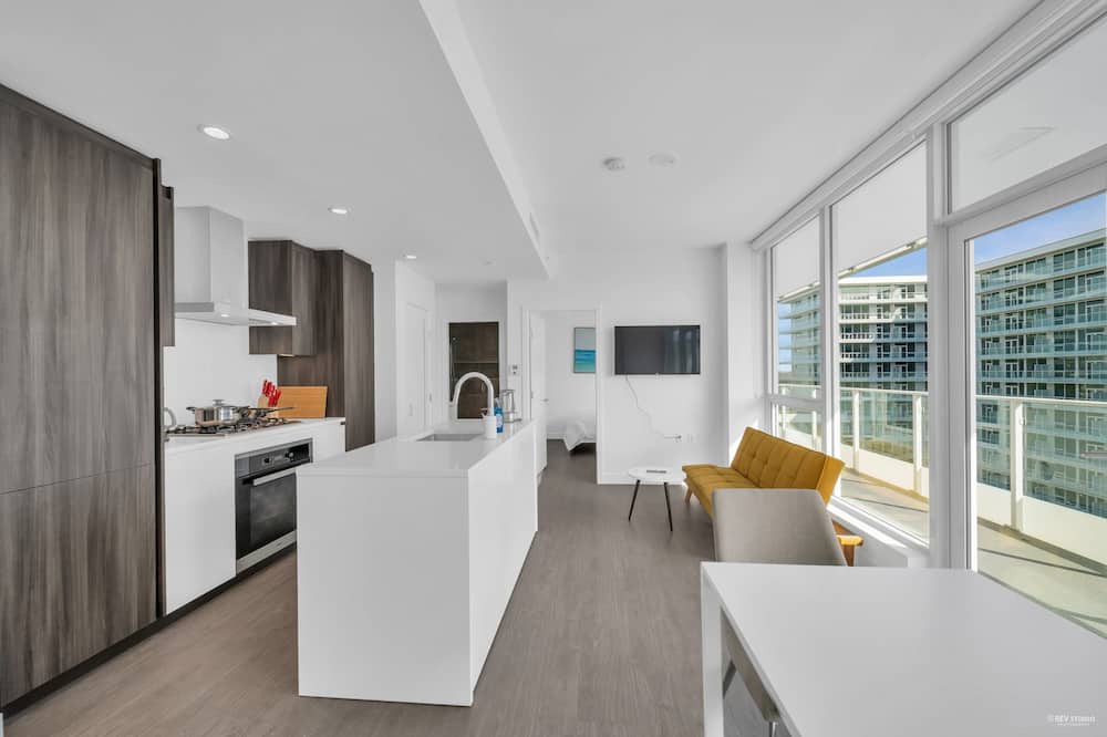 Photo of Livingroom in Richmond City Centre