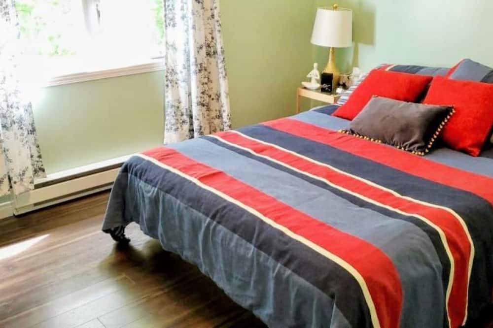 Photo of Bedroom in Saint Romain