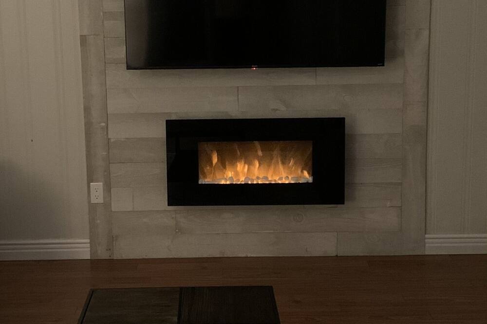 Photo of Livingroom in Heart's Delight