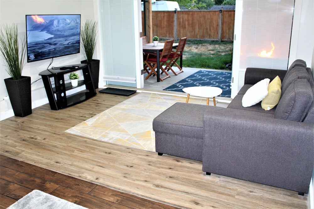Photo of Livingroom in Maple Ridge
