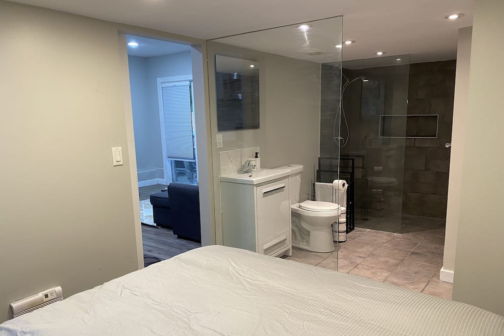 Photo of Bedroom in Maple Ridge