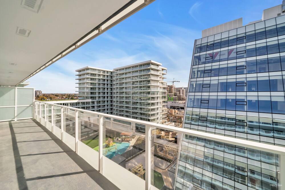 Photo of Patio Balcony in Richmond City Centre