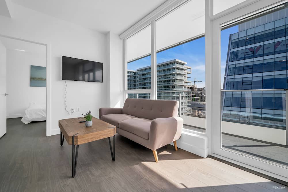 Photo of Livingroom in Richmond City Centre