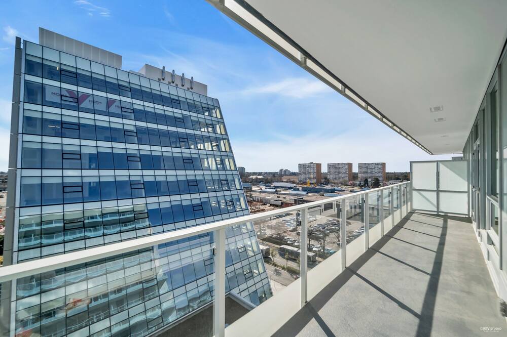 Photo of Patio Balcony in Richmond City Centre