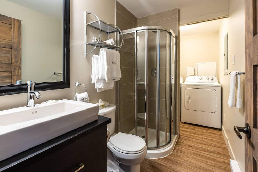 Photo of Bathroom in Sainte-Marguerite-du-Lac-Masson