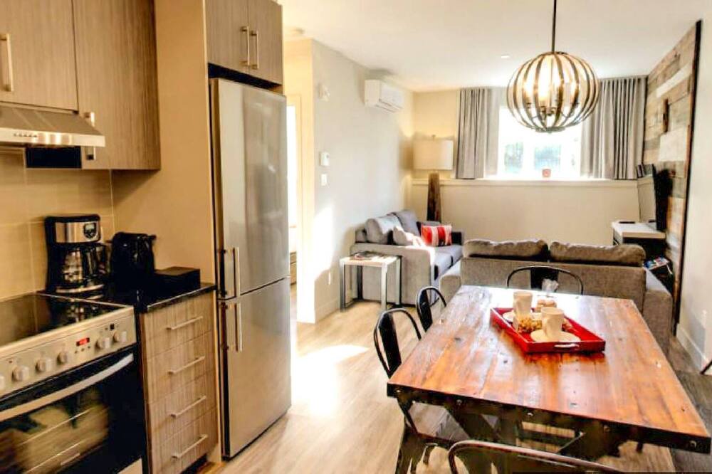 Photo of Kitchen in Sainte-Marguerite-du-Lac-Masson