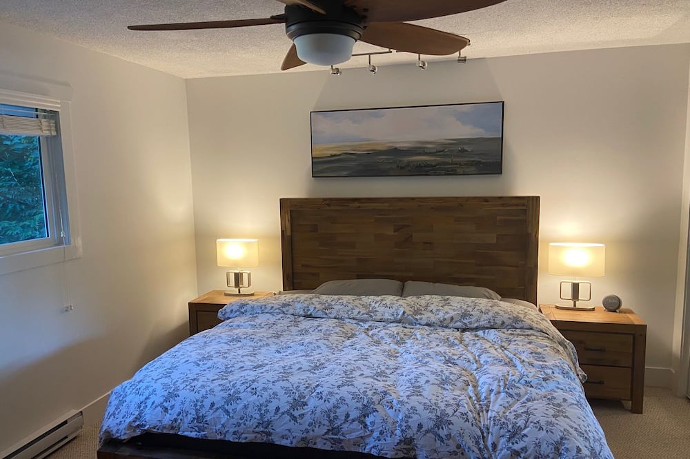 Photo of Bedroom in Tuwanek