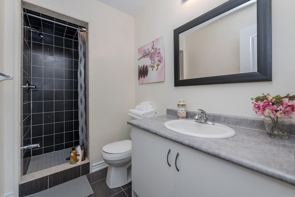 Photo of Bathroom in Innisfil