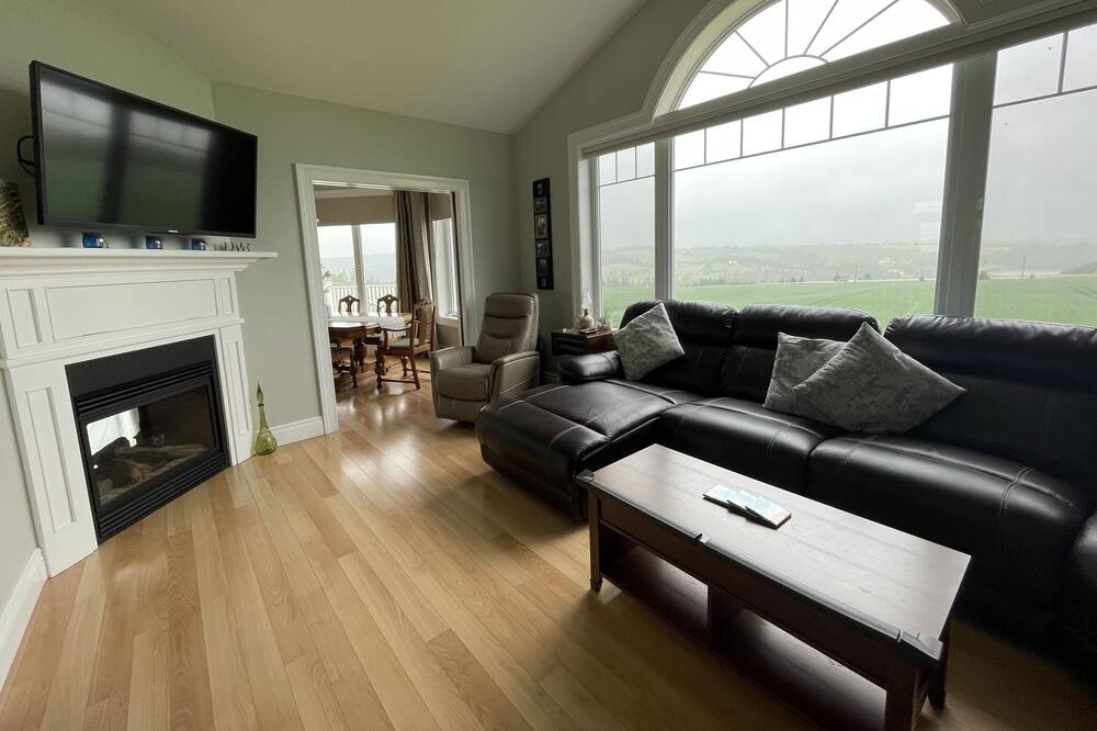Photo of Livingroom in New Glasgow