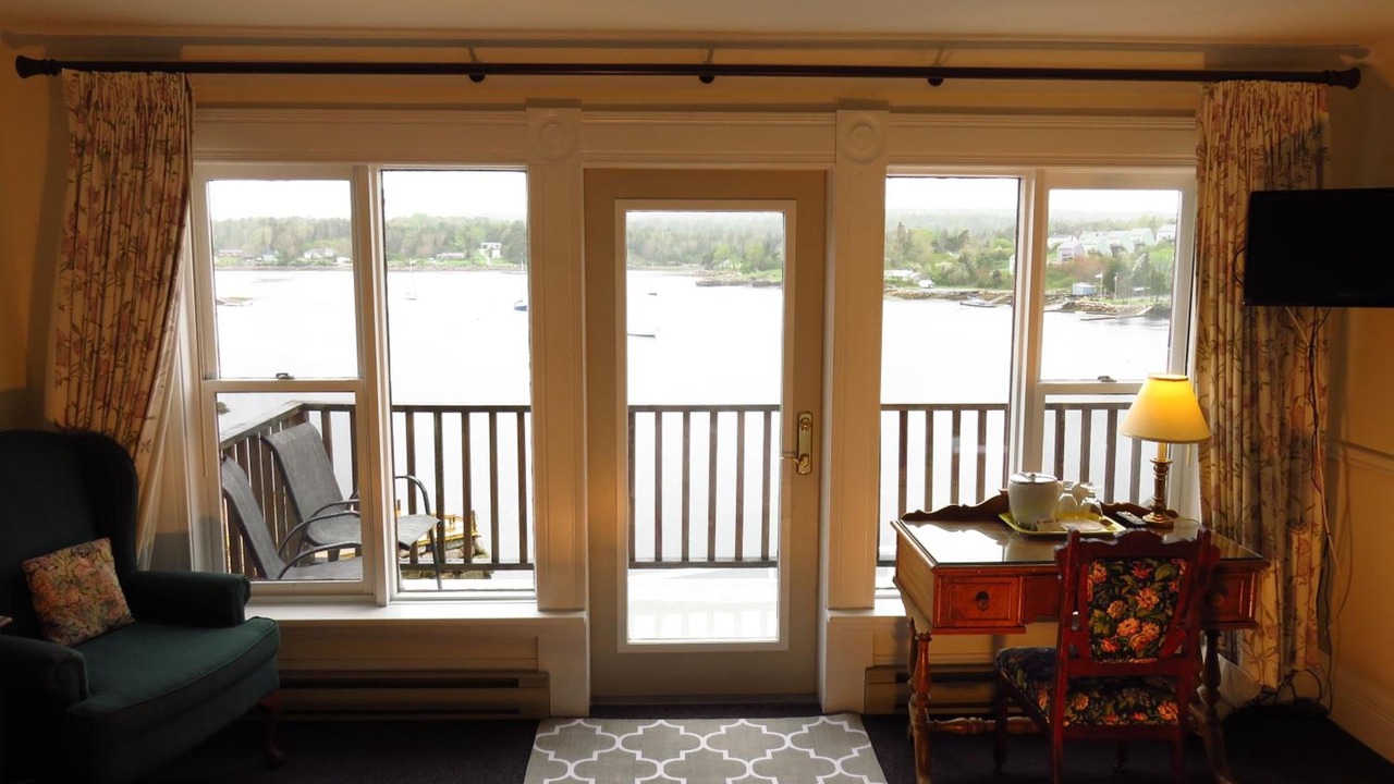 Photo of Livingroom in Hubbards