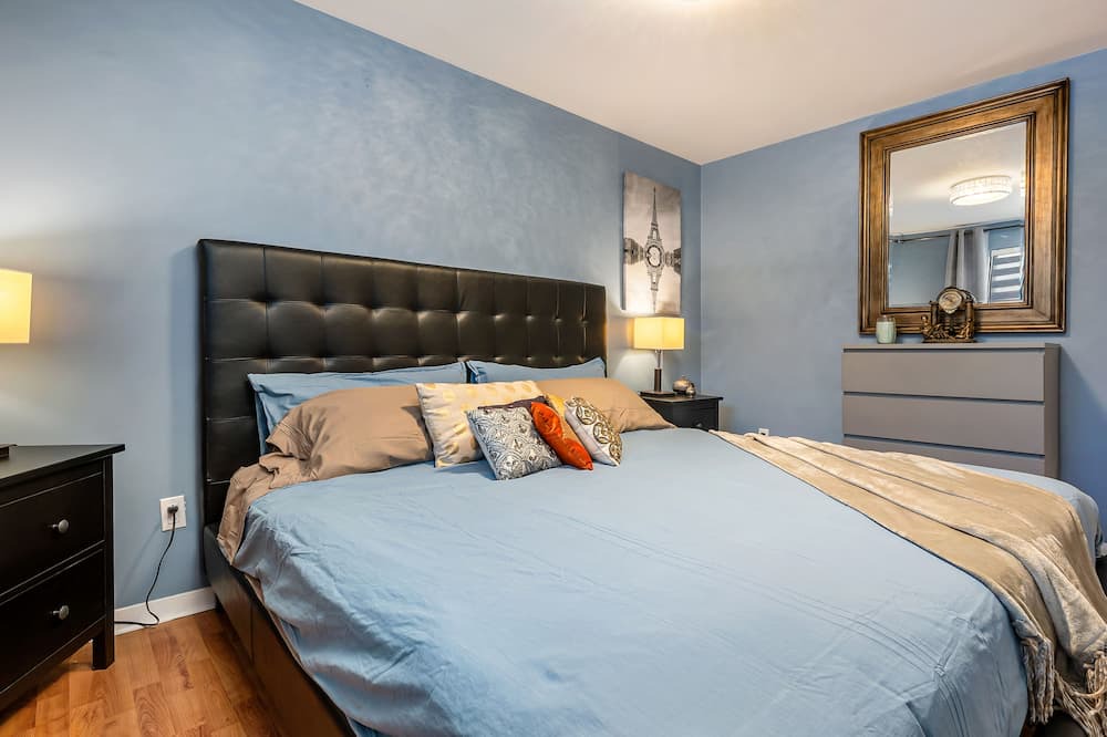 Photo of Bedroom in Ahuntsic-Cartierville