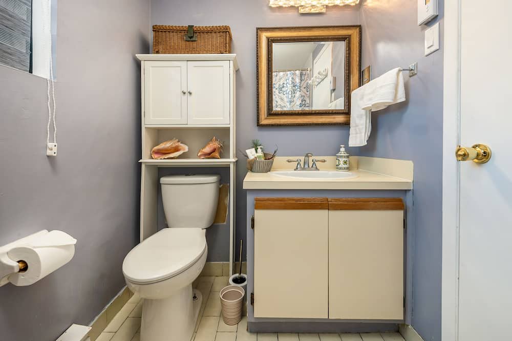 Photo of Bathroom in Ahuntsic-Cartierville