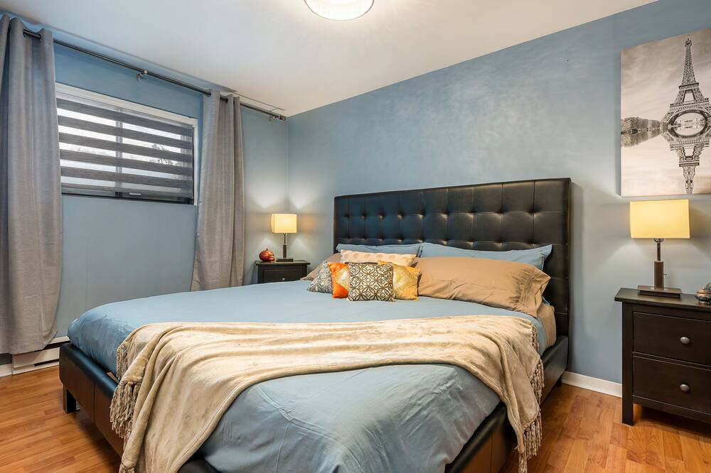 Photo of Bedroom in Ahuntsic-Cartierville