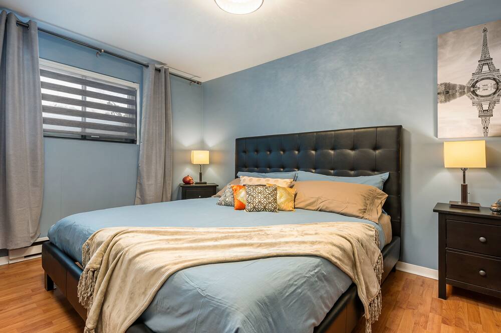 Photo of Bedroom in Ahuntsic-Cartierville