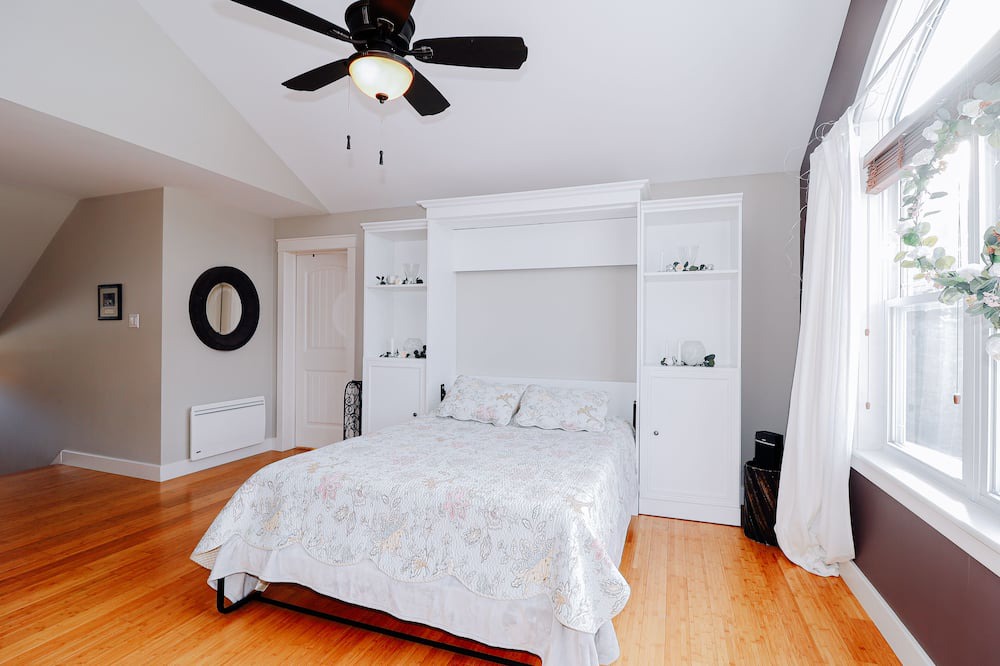 Photo of Bedroom in Black Point