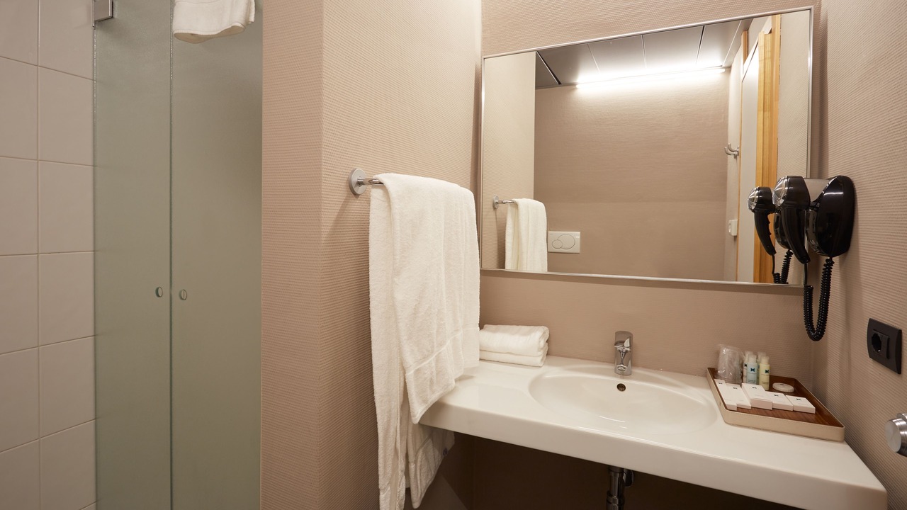Photo of Bathroom in Camin